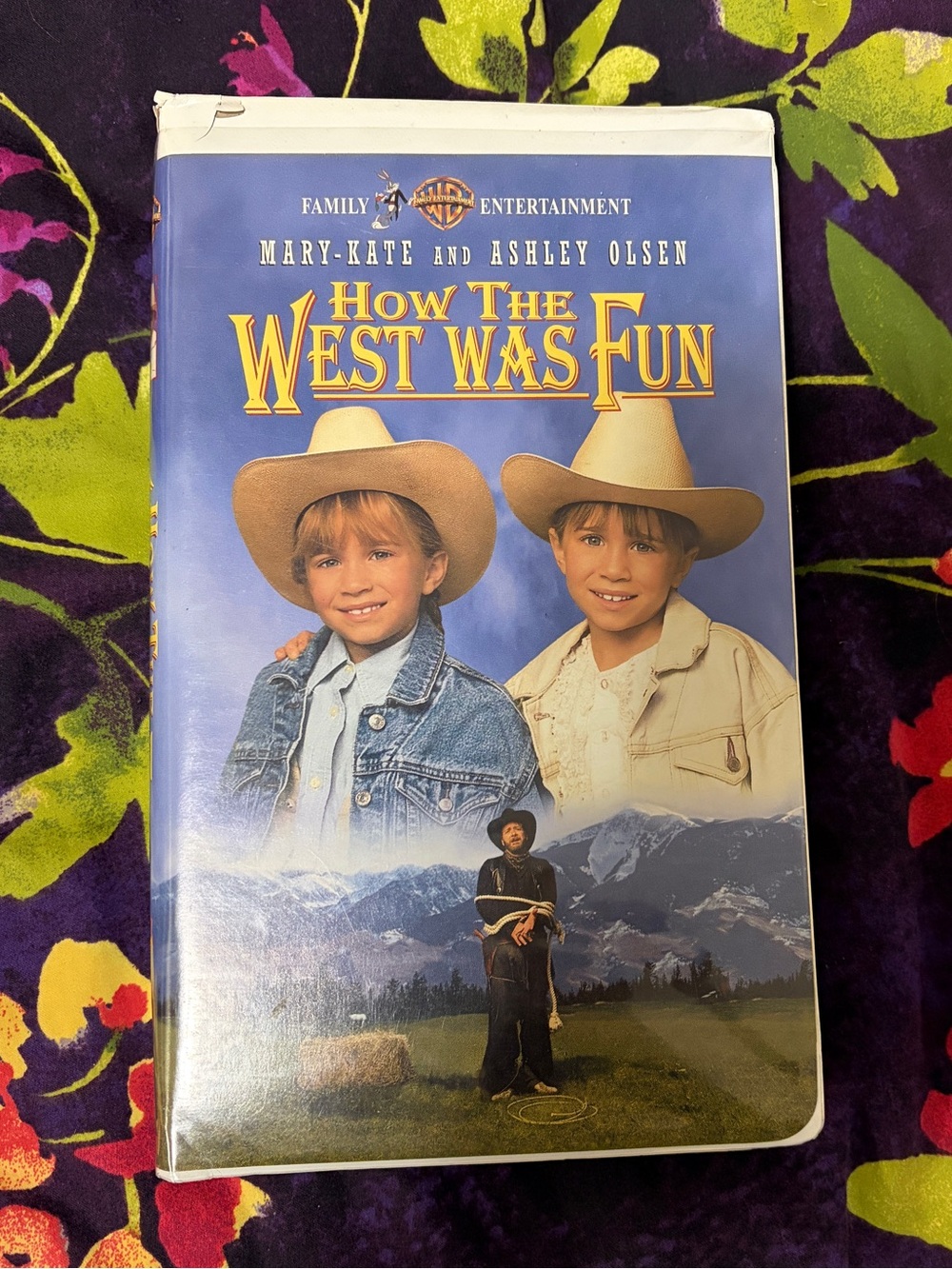 VHS Tape How The West Was Fun - Mary-Kate & Ashley